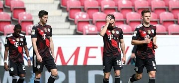 开云体育官网-复出之战状态平平 想破纪录莱万需3场进4球